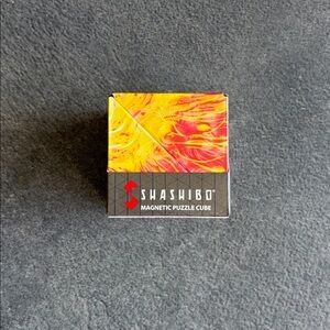 New Shashibo Magnetic Puzzle Cube - Solar